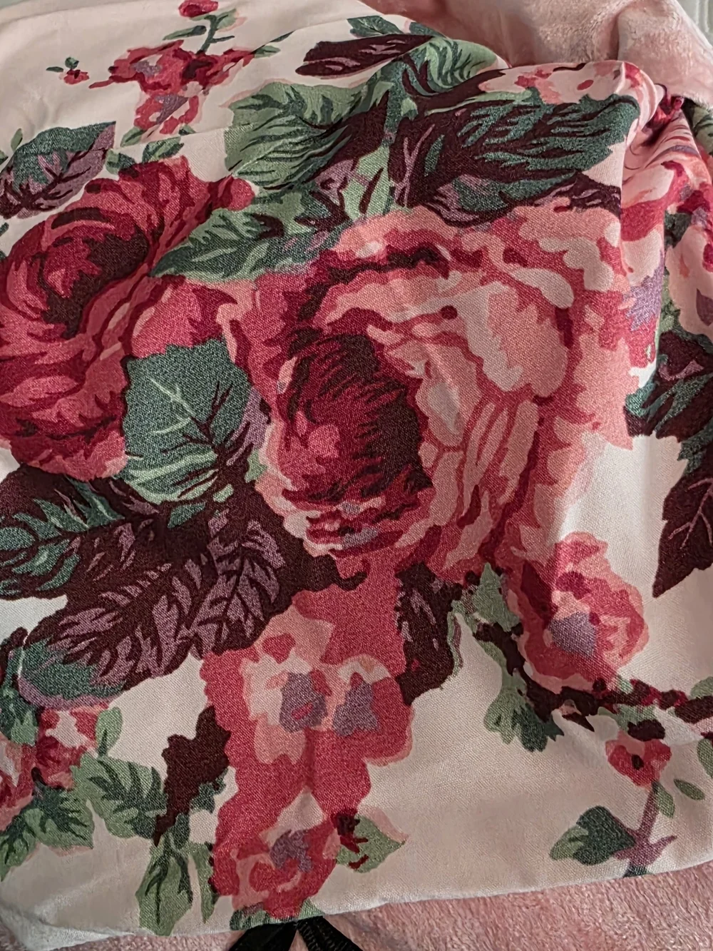 Pink Betsy Johnson Reversable Duvet. King Size. Betsyville. Girly Floral